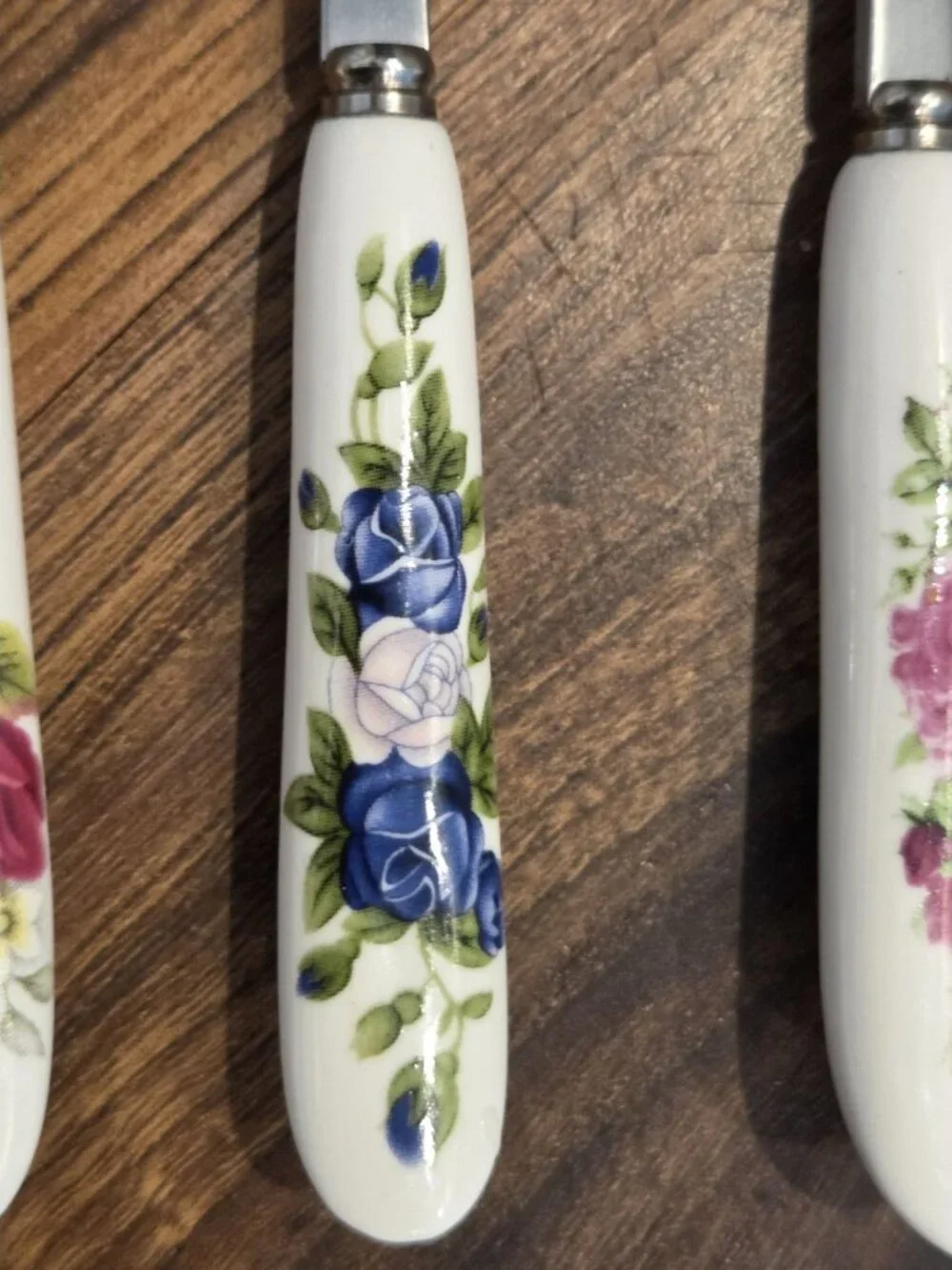 Set of 6 Floral Ceramic Handle Dessert Spoons - 6